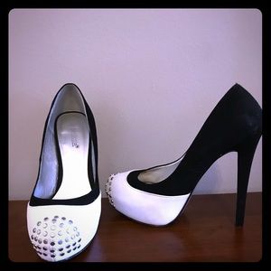 Shoe Dazzle Studded Stiletto Pumps